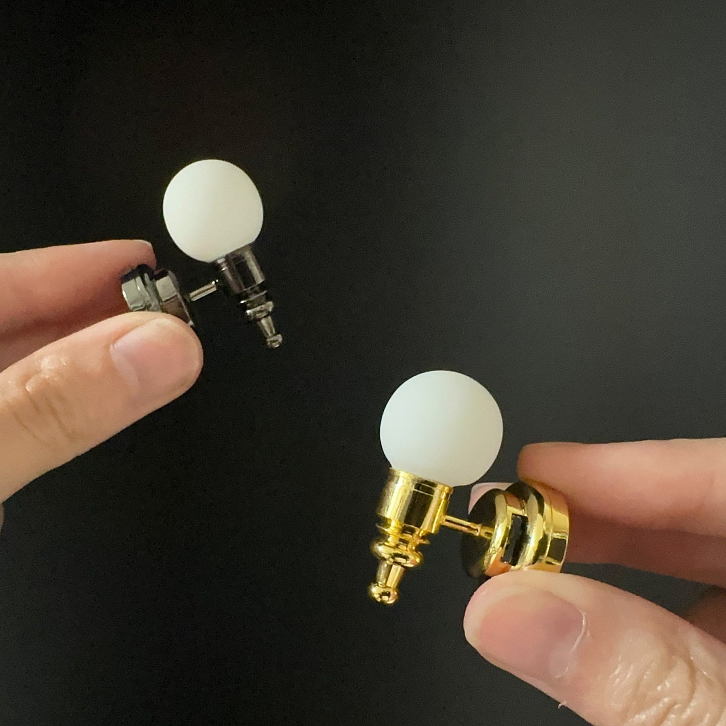 White frosted Globe bulb Wall Sconce LED Super bright with On/off switch for dollhouse miniature 1:12 replaceable battery