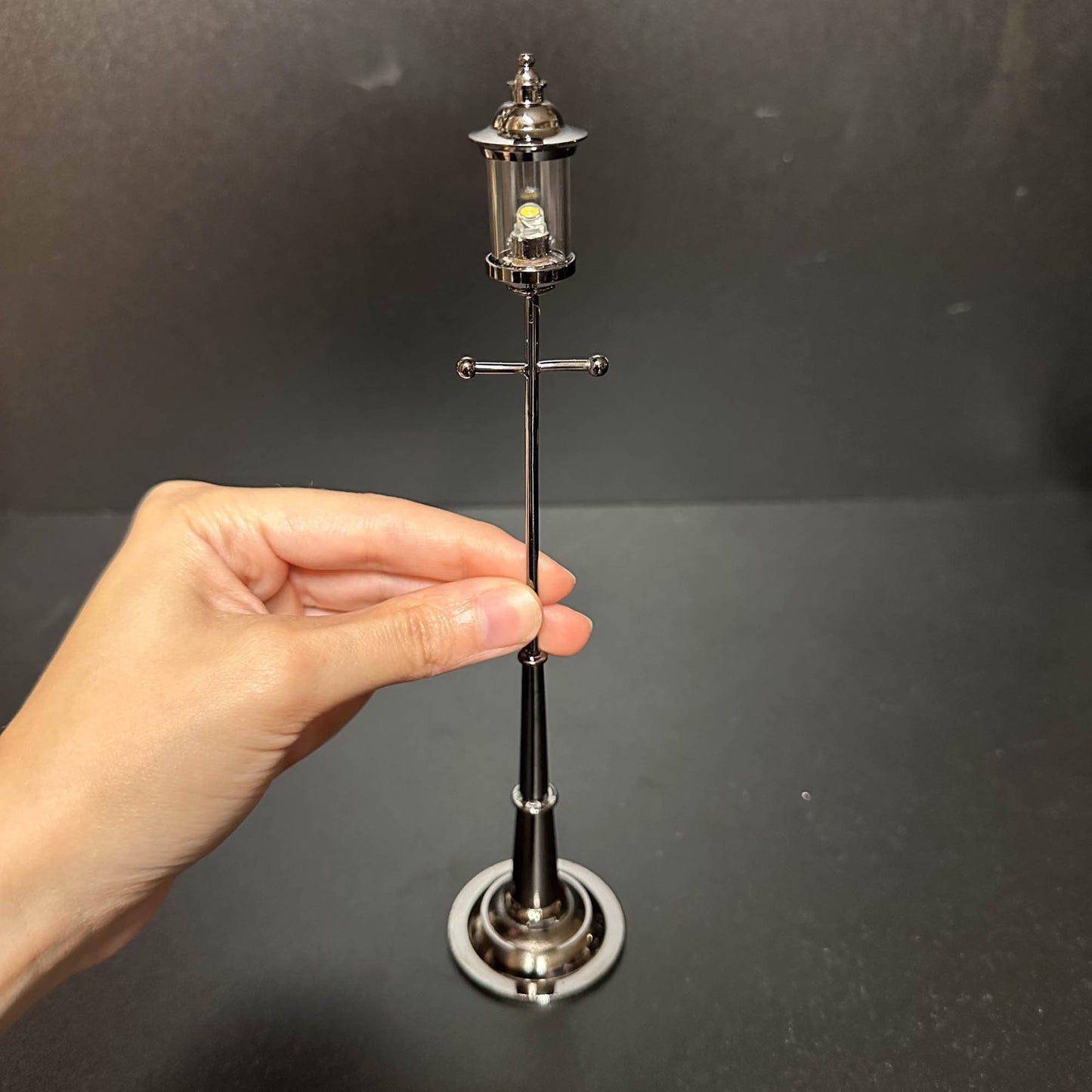 8" gas street garden lamp light LED super bright with on/off switch for dollhouse miniature 1:12 scale FA053030-1LB