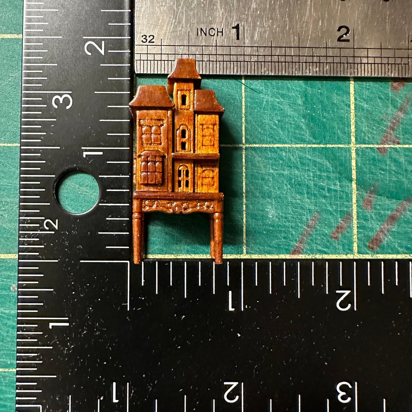 1:48 1/4" quarter scale Victorian dollhouse for dollhouse Top quality walnut miniature