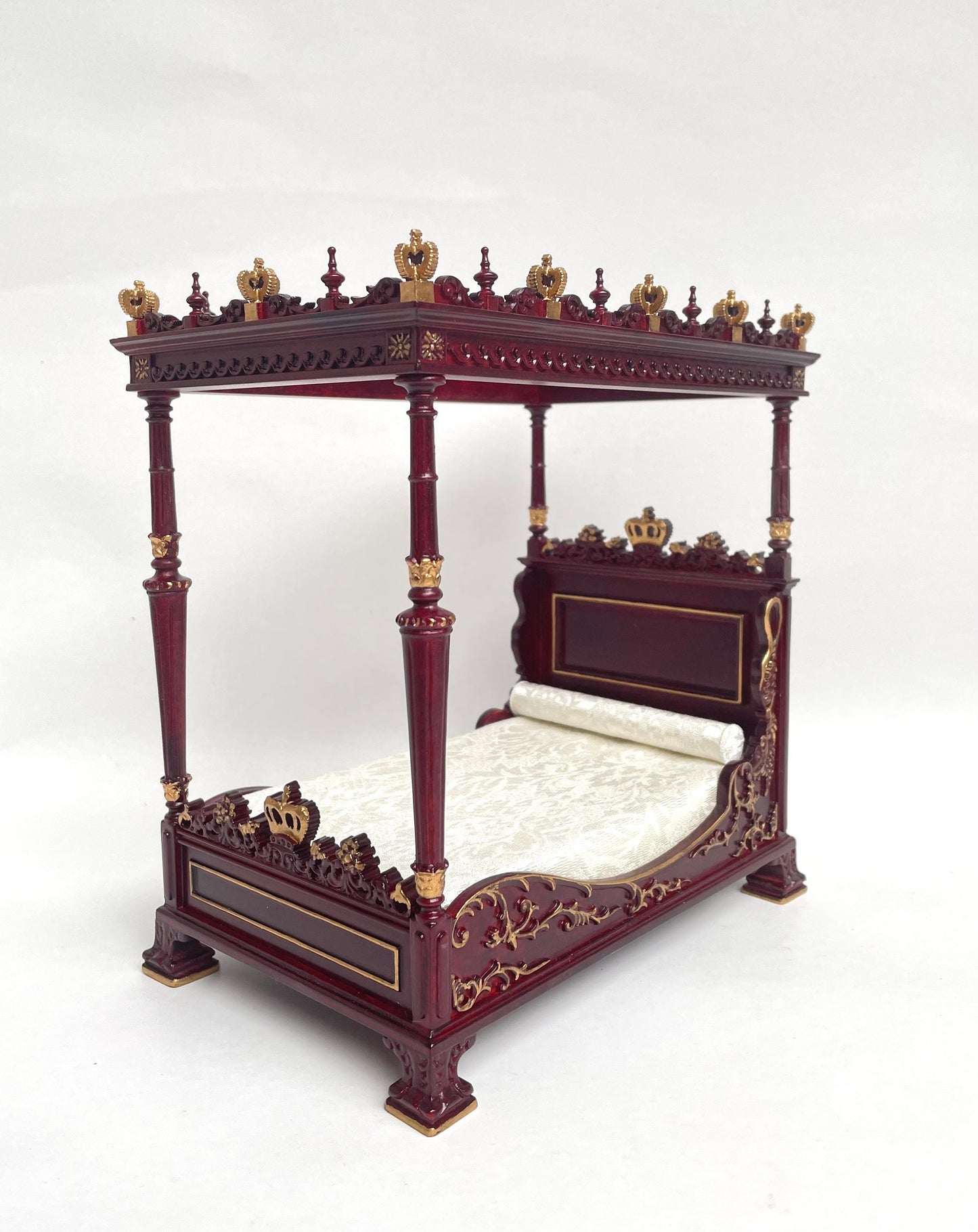 Crispin de Passe Mahogany Renaissance Four-Poster canopy Bed style 1:12 dollhouse miniature Handcrafted