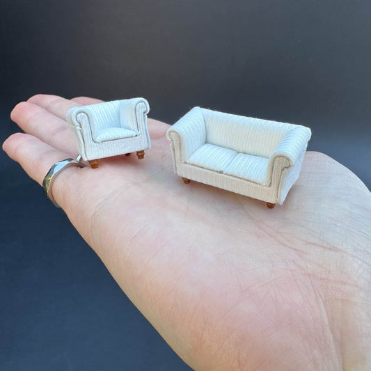 1:48 1/4" quarter scale English White Sofa or armchair Top quality for dollhouse miniature living room Couch lazyboy cushion chair