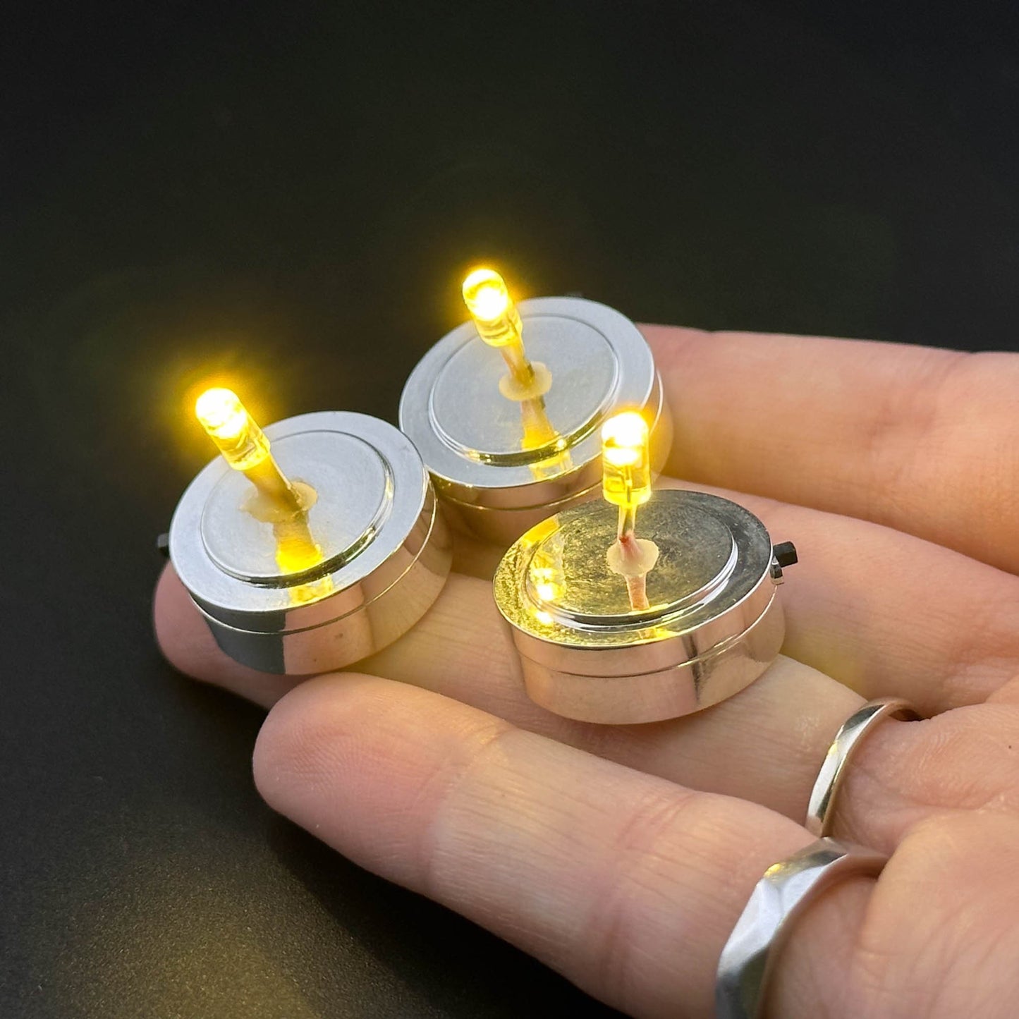 Lot de 3 LED super lumineuses à monter soi-même, avec interrupteur marche/arrêt et batterie, échelle 1:12.