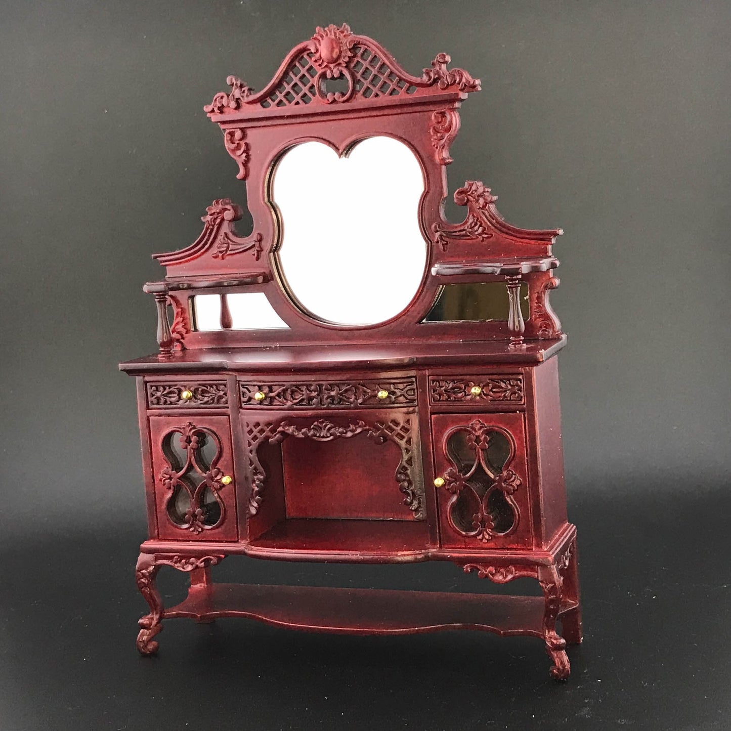 Buffet victorien Kensington en noyer de haute qualité pour maison de poupée miniature à l'échelle 1:12 - édition limitée