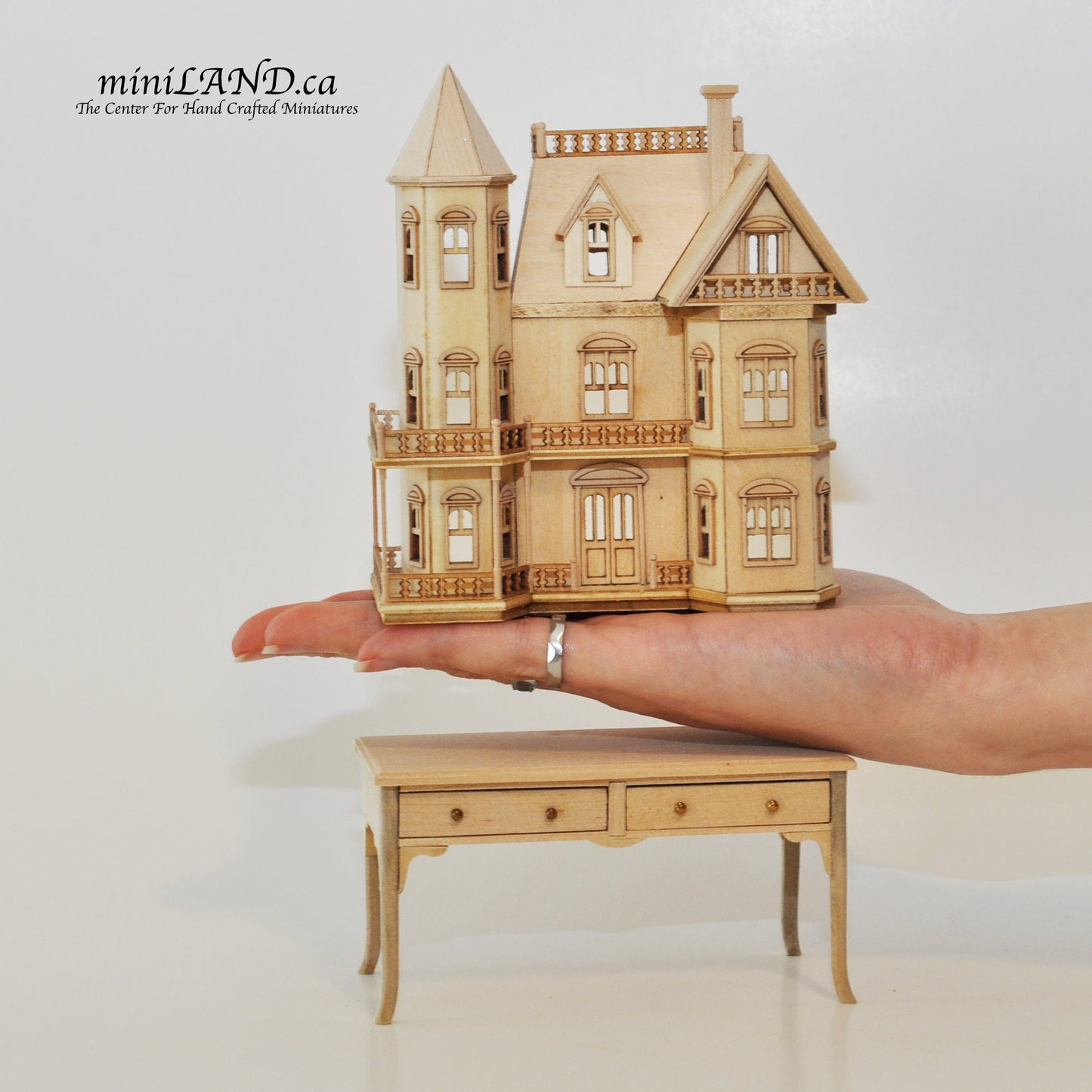 Queen Anne style Dollhouse for 1/12 dollhouse with table unfinished 1:144 miniature house for 1/12 rooms back opening
