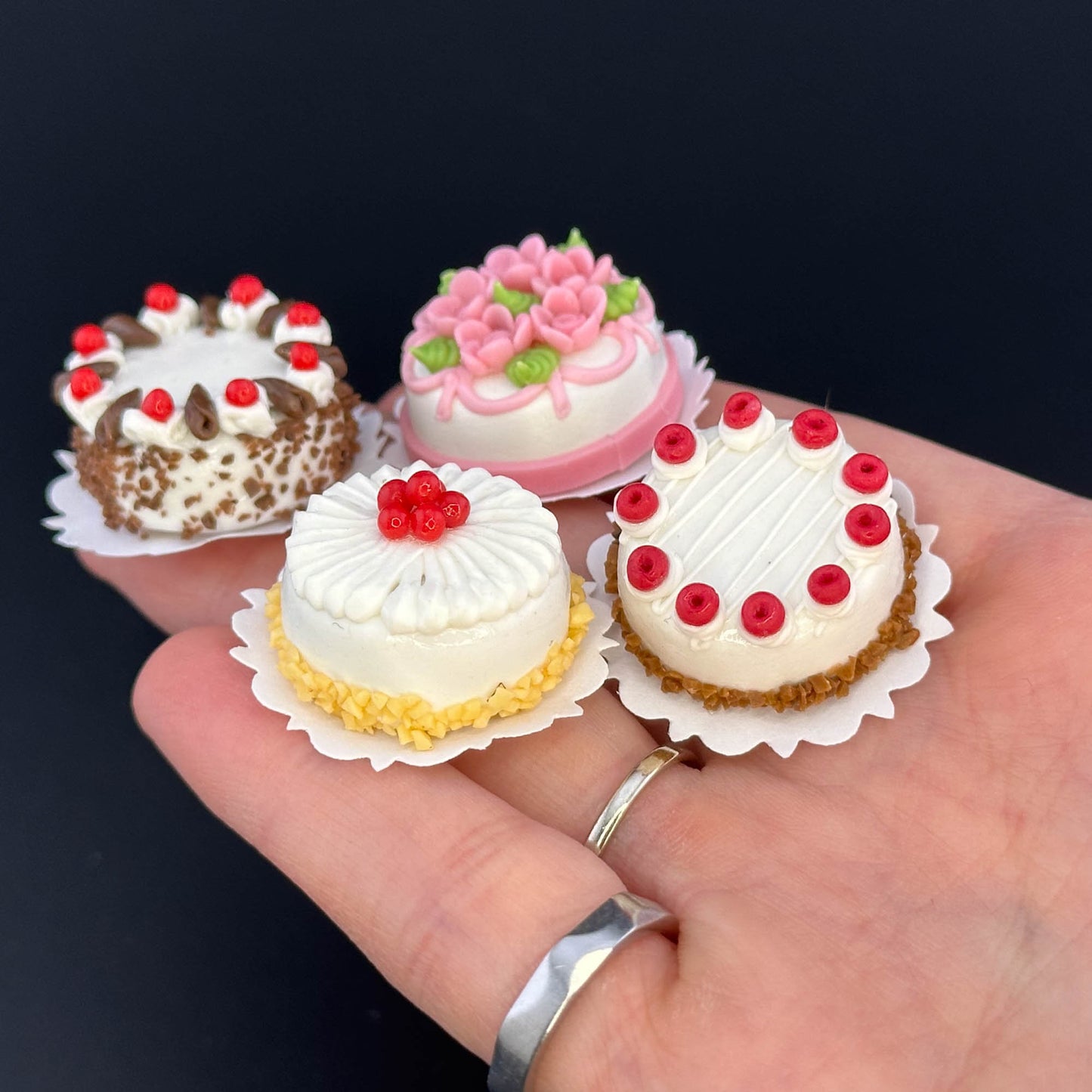 Handmade white cream cake in 1:12 scale for dollhouse miniature polymer clay