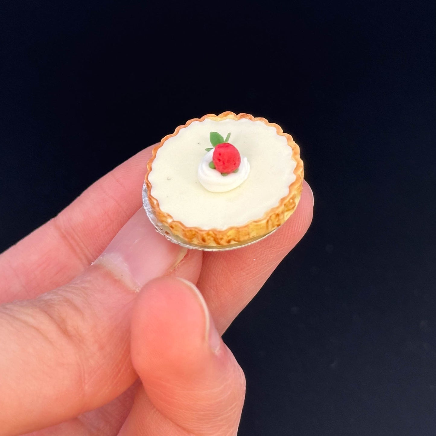 Handmade Pie cake in 1:12 scale for dollhouse miniature polymer clay