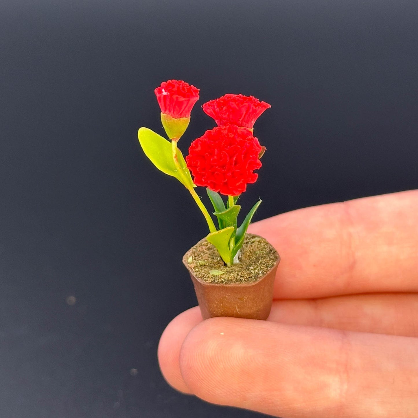 Handmade flowers plant in Terracotta Pot Dollhouse Miniatures 1:12 scale plants flower garden bloom