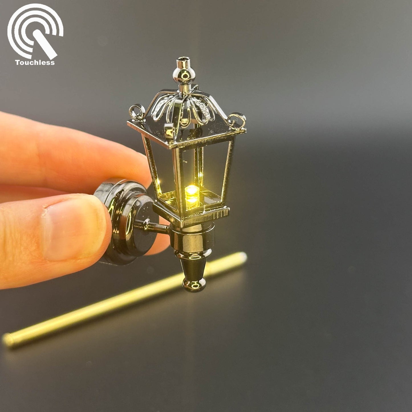 Miniature Touchless operation with Wand 1:12 Victorian Carriage lamp light Sconce outdoor LED Dollhouse No-touch No-Switch Stick Fairy Magic