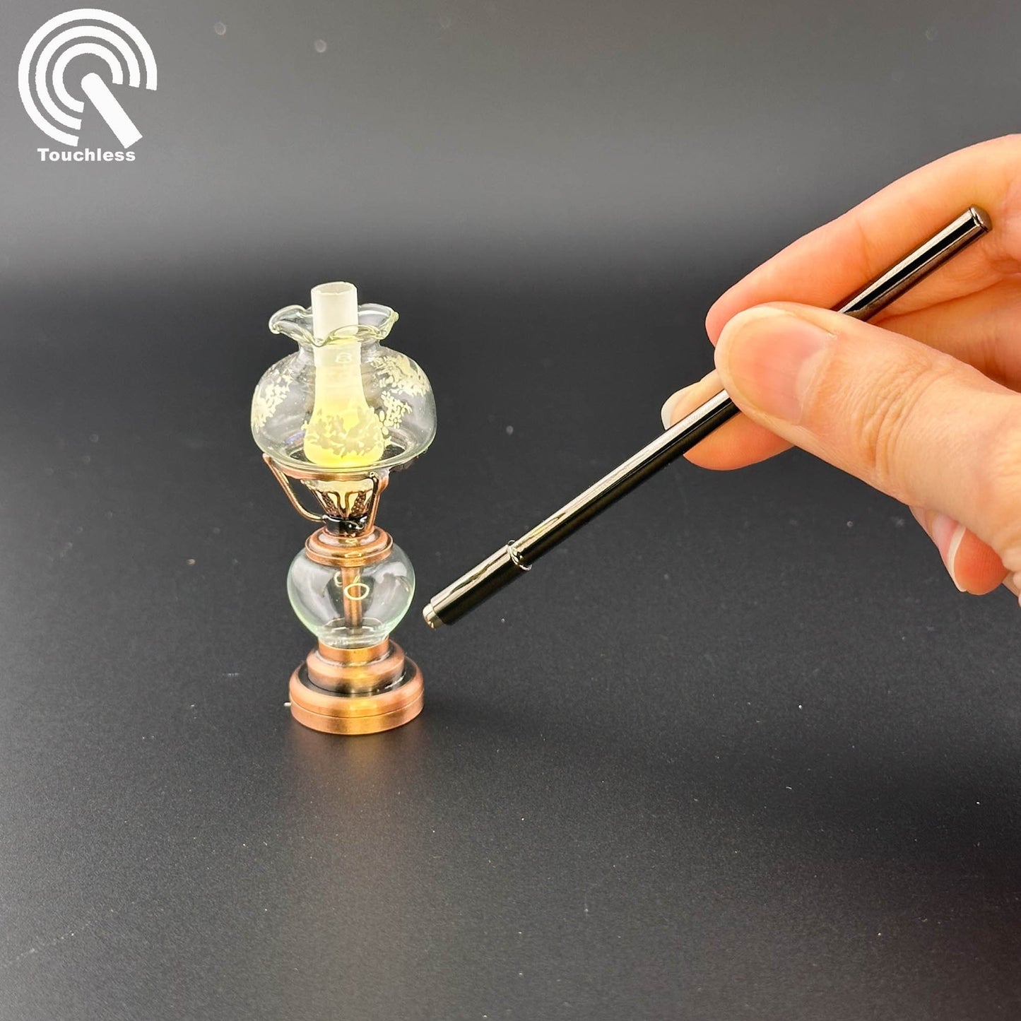 Lampe à huile miniature sans contact avec baguette 1:12, lampe de table/abat-jour en verre suspendu, sans contact, sans interrupteur, pour maison de poupée
