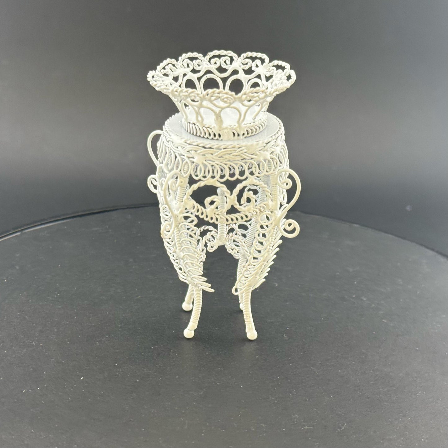 Elegant White Metal Wire Plant Stand for 1:12 dollhouse miniature garden