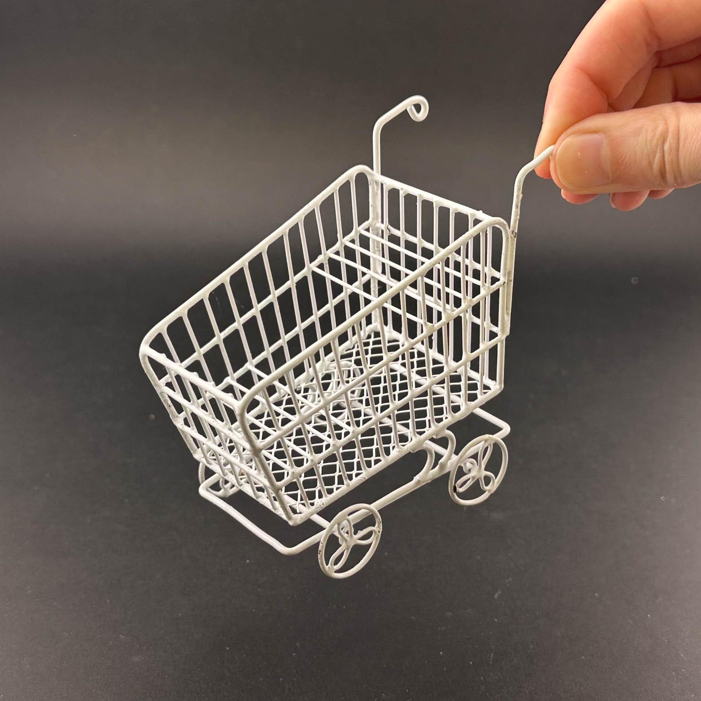 Support de chariot miniature – Échelle 1:12, fil blanc, pour jardin de maison de poupée ou fleuriste