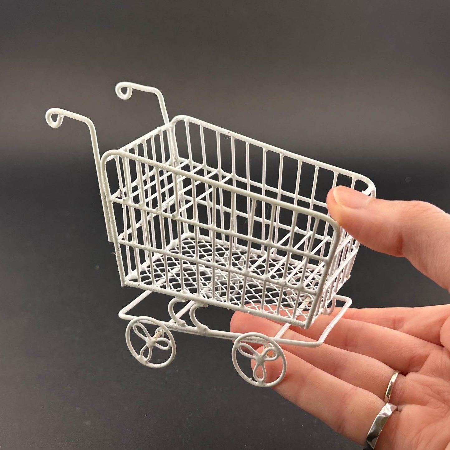Support de chariot miniature – Échelle 1:12, fil blanc, pour jardin de maison de poupée ou fleuriste
