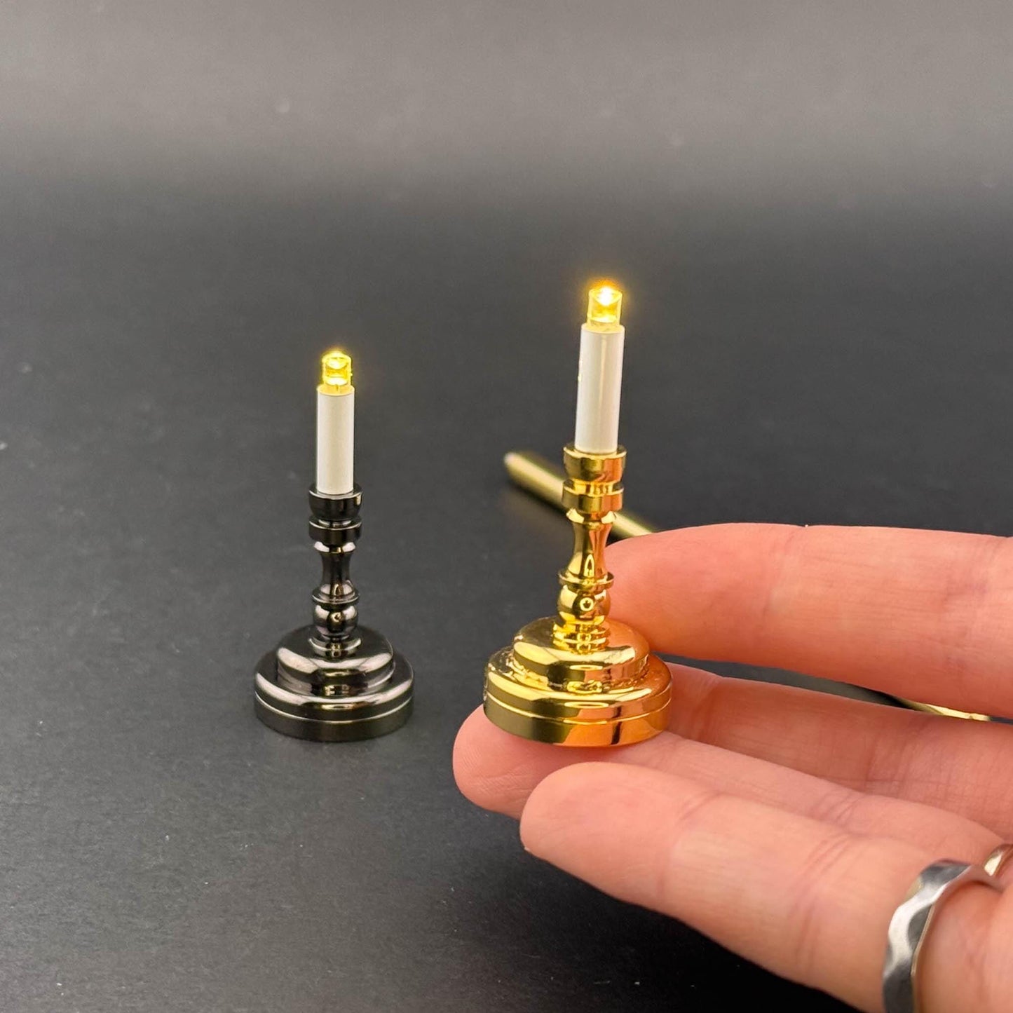 Miniature Touchless operation with Wand 1:12 table lamp LED for Dollhouse No-touch No-Switch Black candlestick