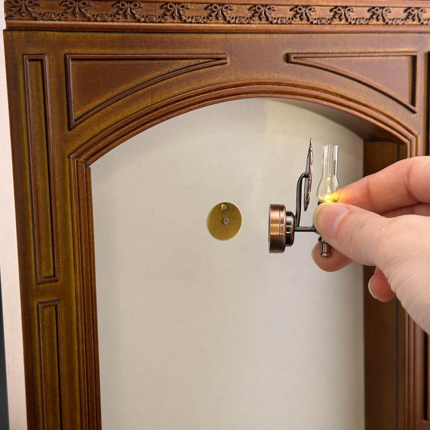 Miniature Touchless operation with Wand 1:12 Fancy Victorian wall sconce oil lamp LED Dollhouse No-touch No-Switch Copper