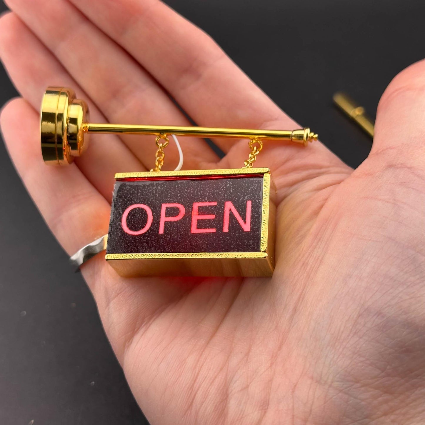 Fonctionnement sans contact miniature avec baguette 1:12 en laiton, lampe de signalisation ouverte, lumière LED, maison de poupée, sans contact, sans interrupteur, bâton magique féerique