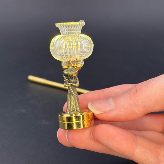 Miniature Touchless operation with Wand  1:12 table lamp LED for Dollhouse No-touch No-Switch Stick Samurai Table Lamp