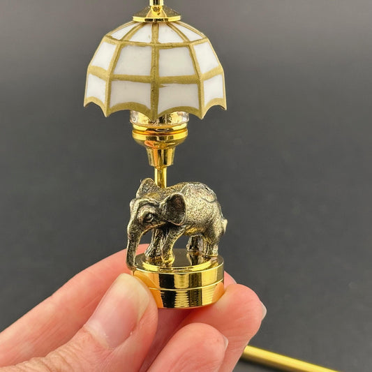 Miniature Touchless operation with Wand  1:12 table lamp LED for Dollhouse No-touch No-Switch Stick baby elephant white Tiffany Table Lamp