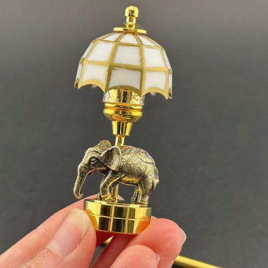 Miniature Touchless operation with Wand  1:12 table lamp LED for Dollhouse No-touch No-Switch Stick baby elephant white Tiffany Table Lamp
