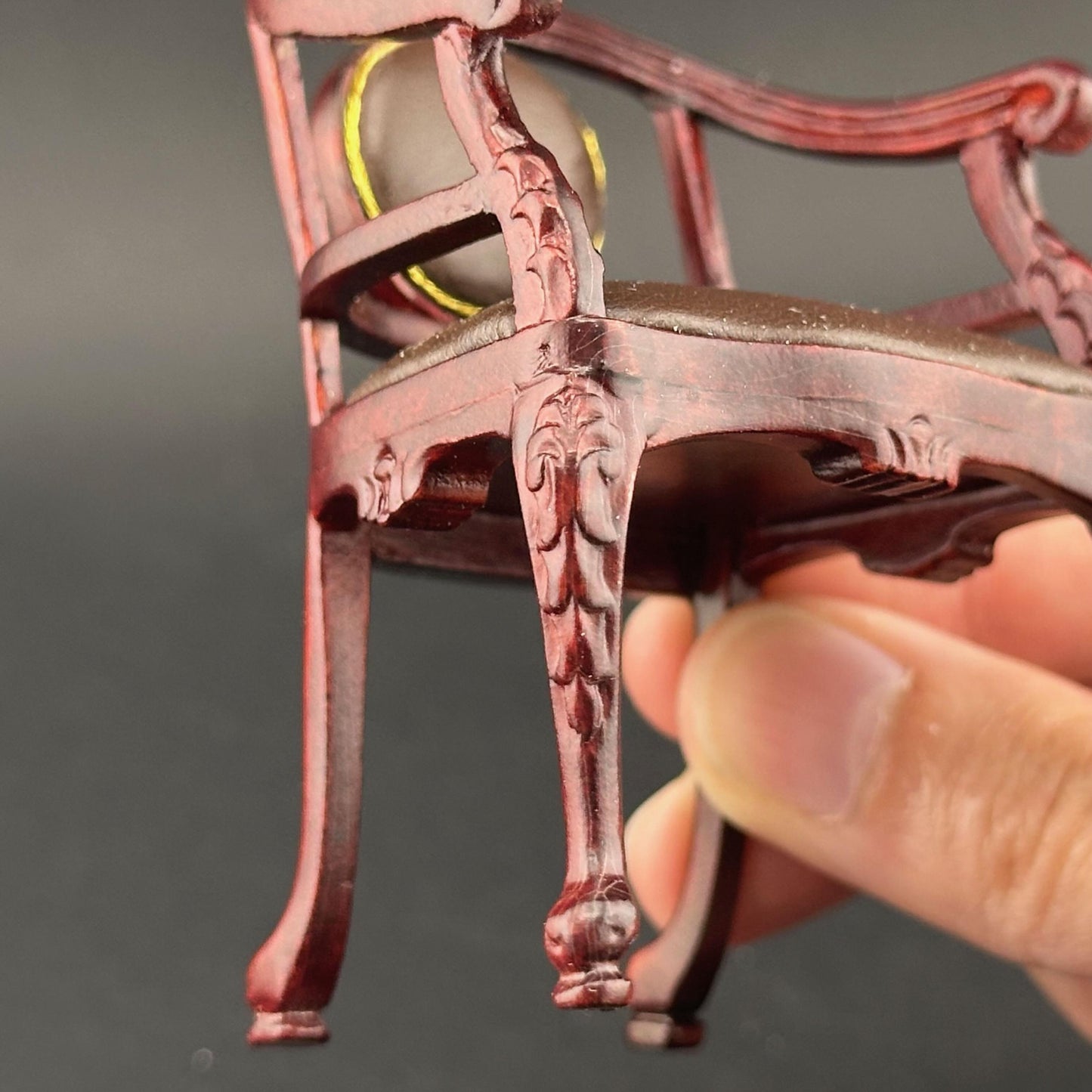 Victorian Captain’s chair armchair, Quality mahogany office, Leather top 1:12 scale for Dollhouse miniature