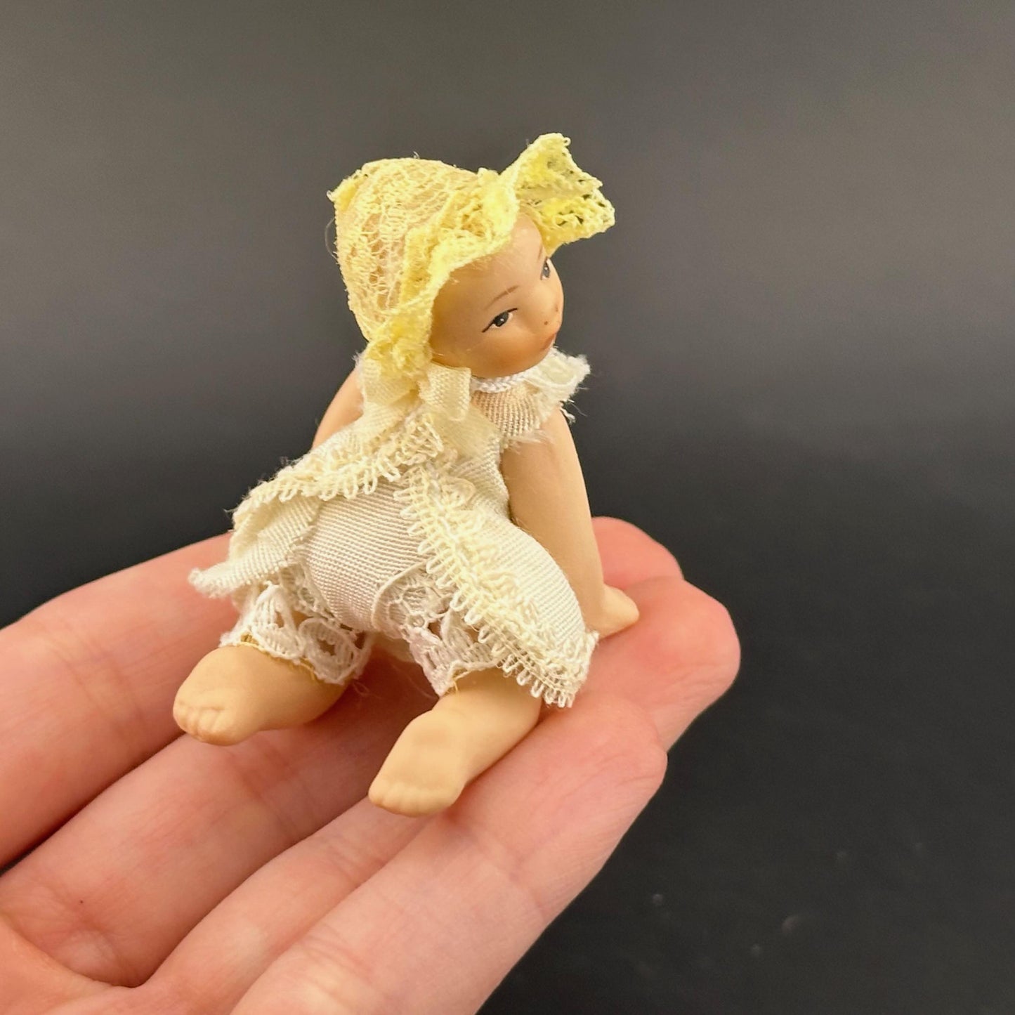 1:12 Scale Crawling Porcelain Baby miniature Doll