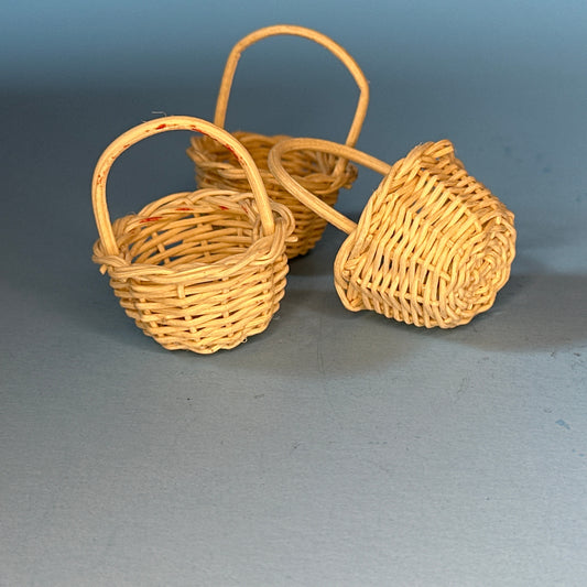 1:12 Scale Miniature Wicker Basket Set – 3 Pieces