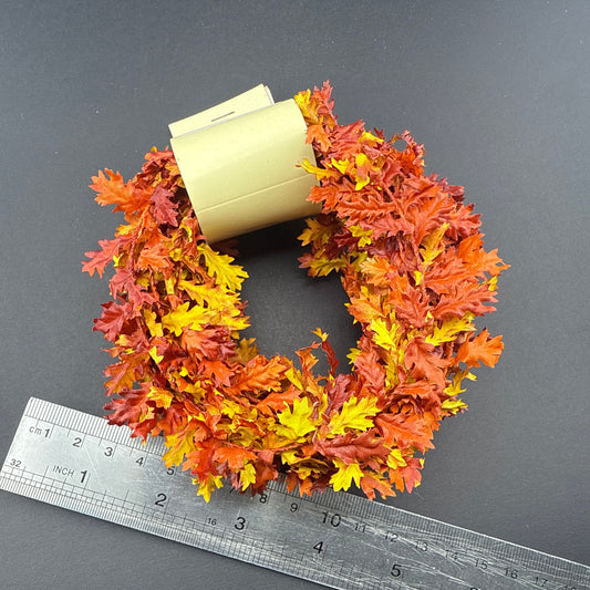 Miniature Red Leaf Garland – 1:12 Scale Dollhouse Christmas & Garden Decor, 6 ft