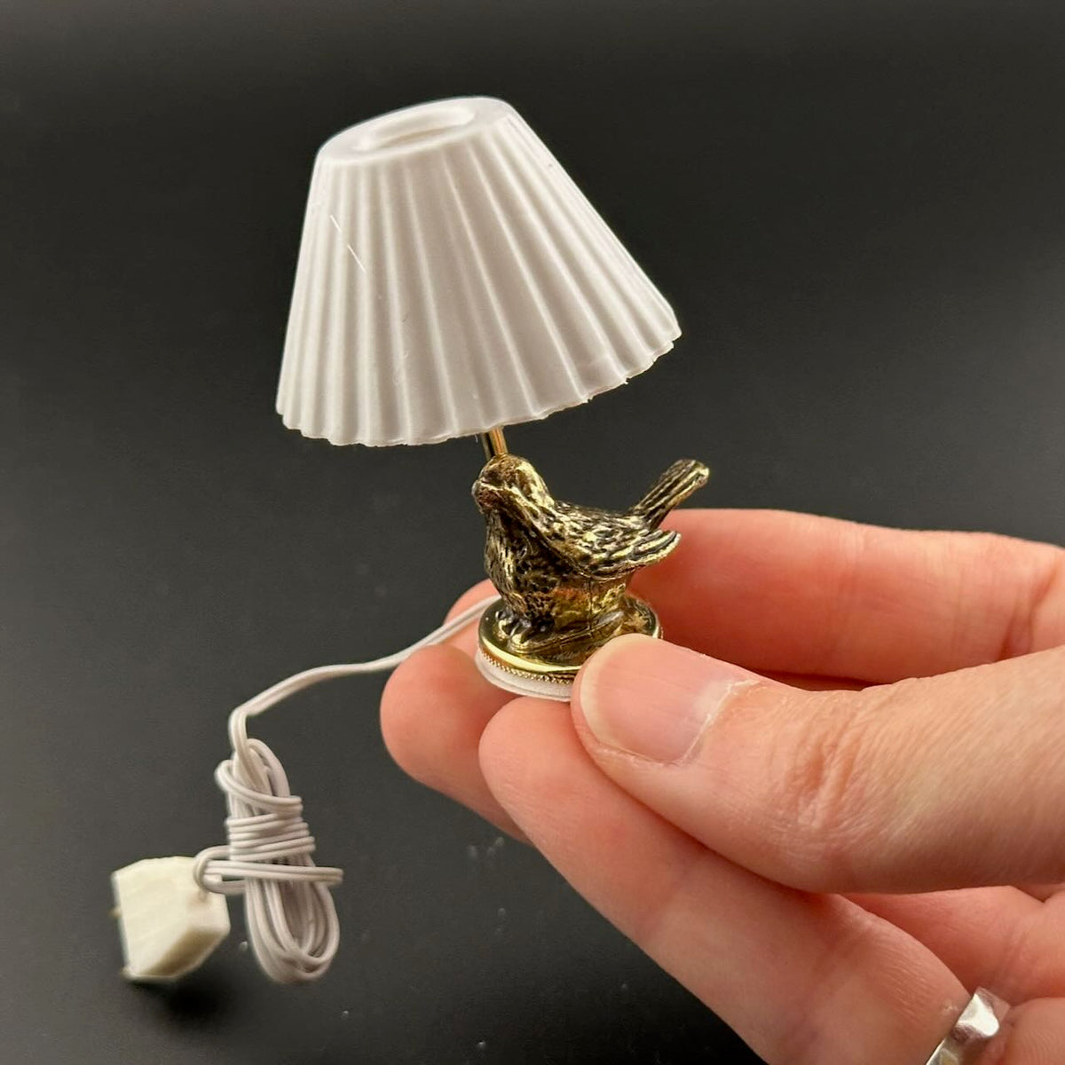 Lampe de plafond tulipe 12 V, vente de liquidation, miniature pour maison de poupée 1:12