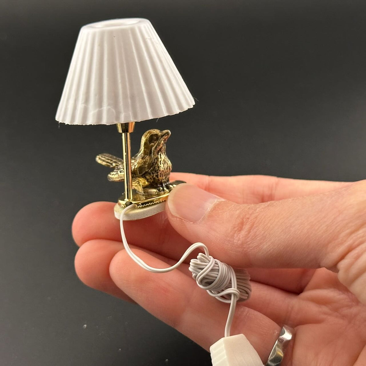 Lampe de plafond tulipe 12 V, vente de liquidation, miniature pour maison de poupée 1:12