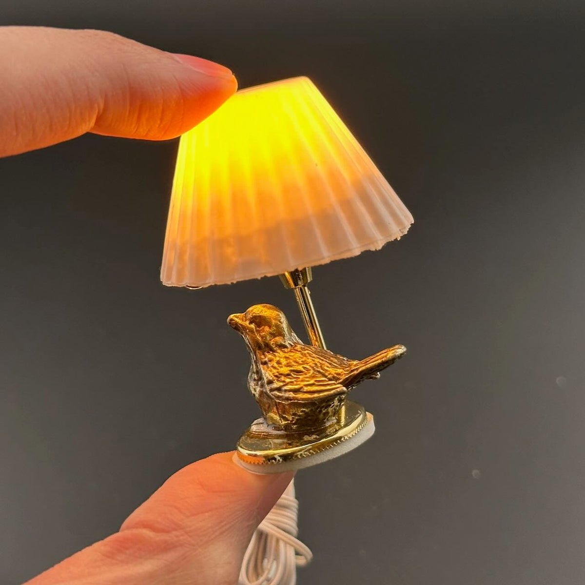 Lampe de plafond tulipe 12 V, vente de liquidation, miniature pour maison de poupée 1:12