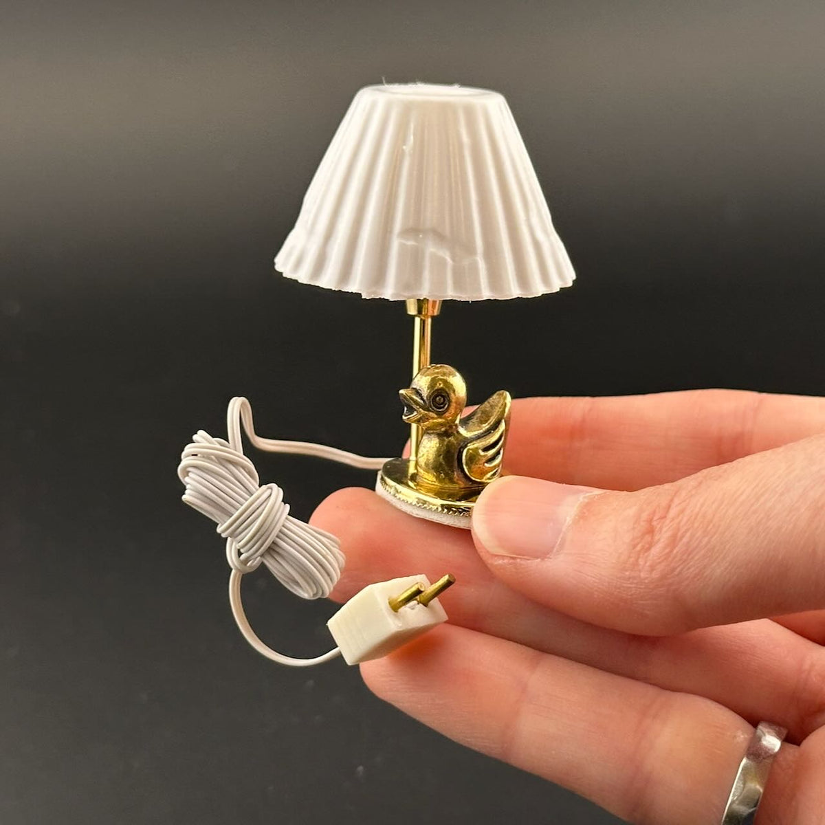 Abverkauf Tulpen-Deckenlampe 12V Puppenhaus Miniatur 1:12 Licht