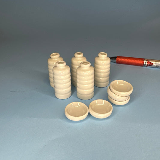 Miniature White Pots with Plates – Set of 5 for Dollhouses 1:12