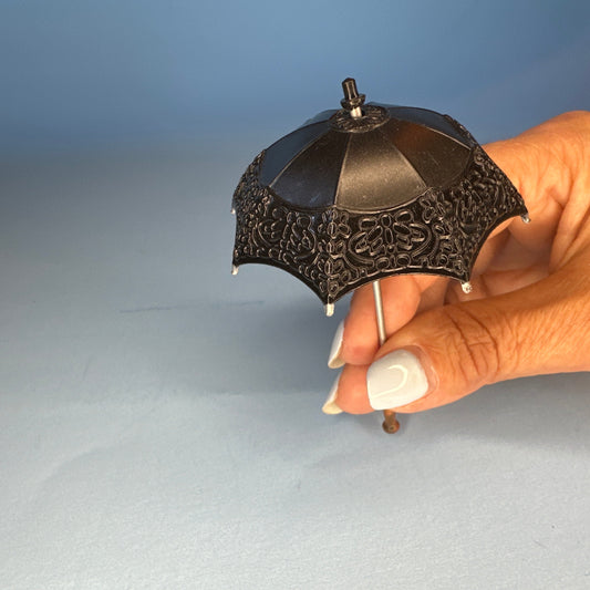 Heidi Ott Dollhouse Miniature Umbrella – Black (1:12 Scale)