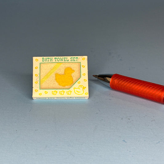 1:12 Scale Miniature Bath Towel Set with Duck Design