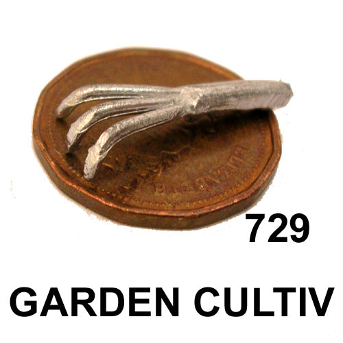 GARDEN CULTIV 3 PRONG 1"L unfinished DIY metal miniature for dollhouse - Do it yourself
