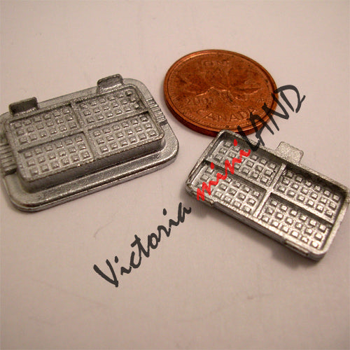 ELECTRIC WAFFLE IRON  1-1/8"L unfinished DIY metal miniature for dollhouse - Do it yourself