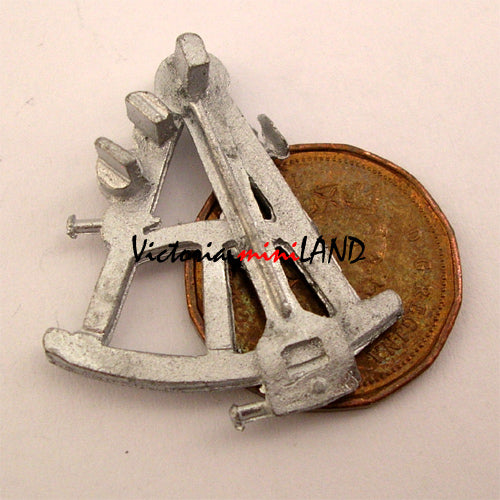 SEXTANT 2,5 cm (1 po) Miniature en métal non finie pour maison de poupée - À faire soi-même