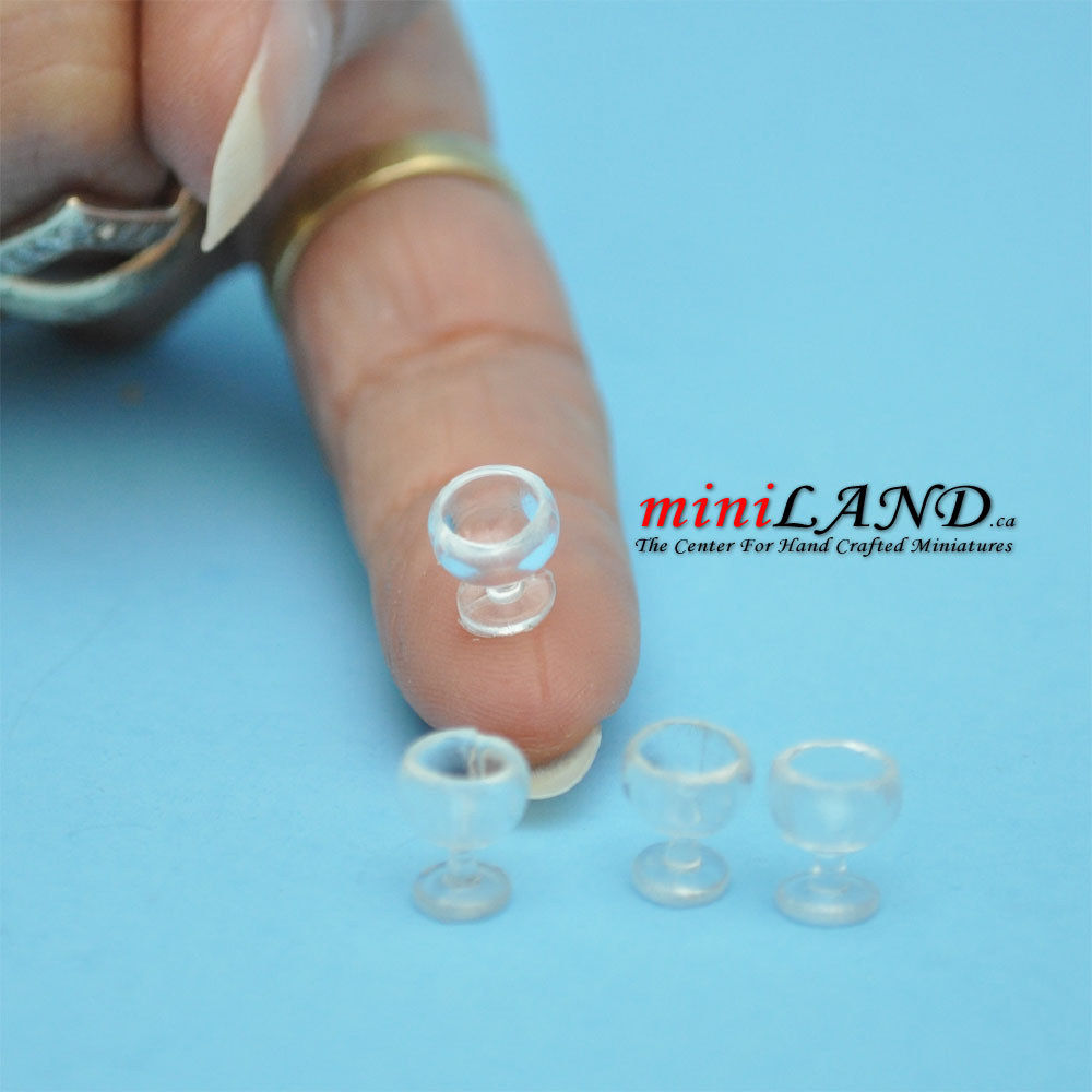 4 piece glass wine glasses Sm for dollhouse miniature 1:12 scale