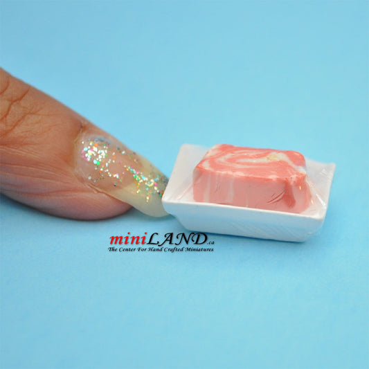 Envelopper la viande de porc maison de poupée Boucher miniature échelle 1:12 BUT11