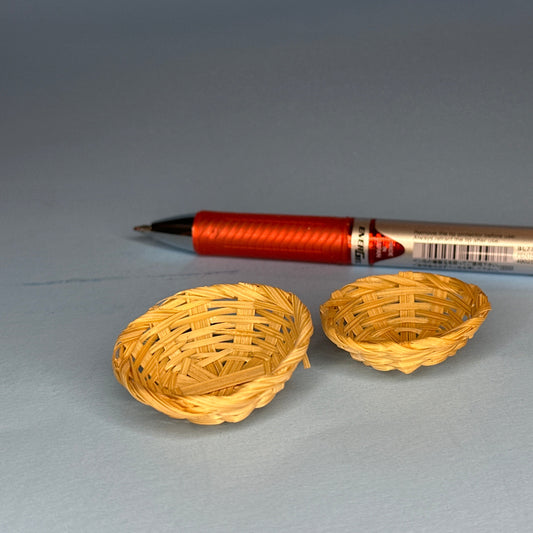 Set of 2 Miniature Wicker Baskets – 1:12 Scale