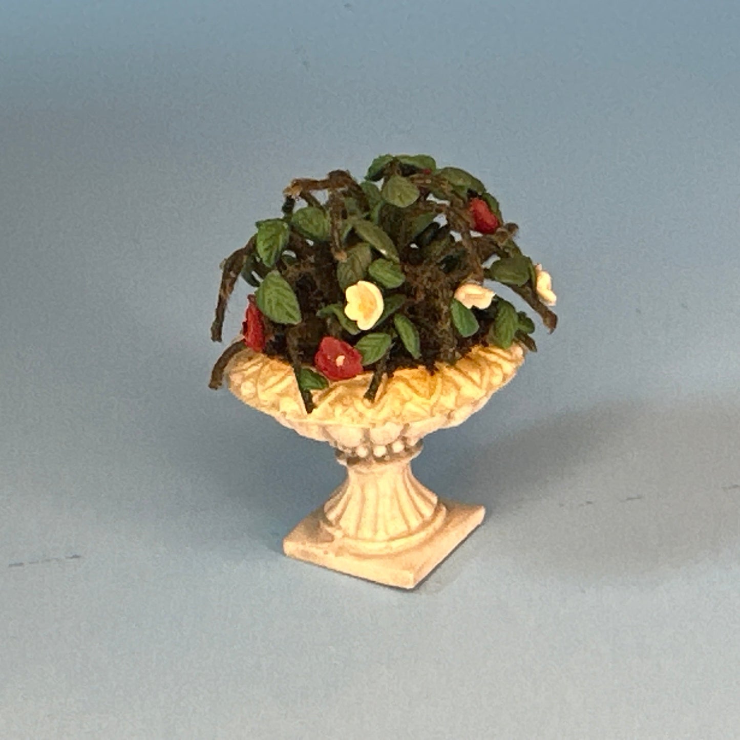 Arrangement Mixed Flowers for dollhouse miniature 1:12 scale