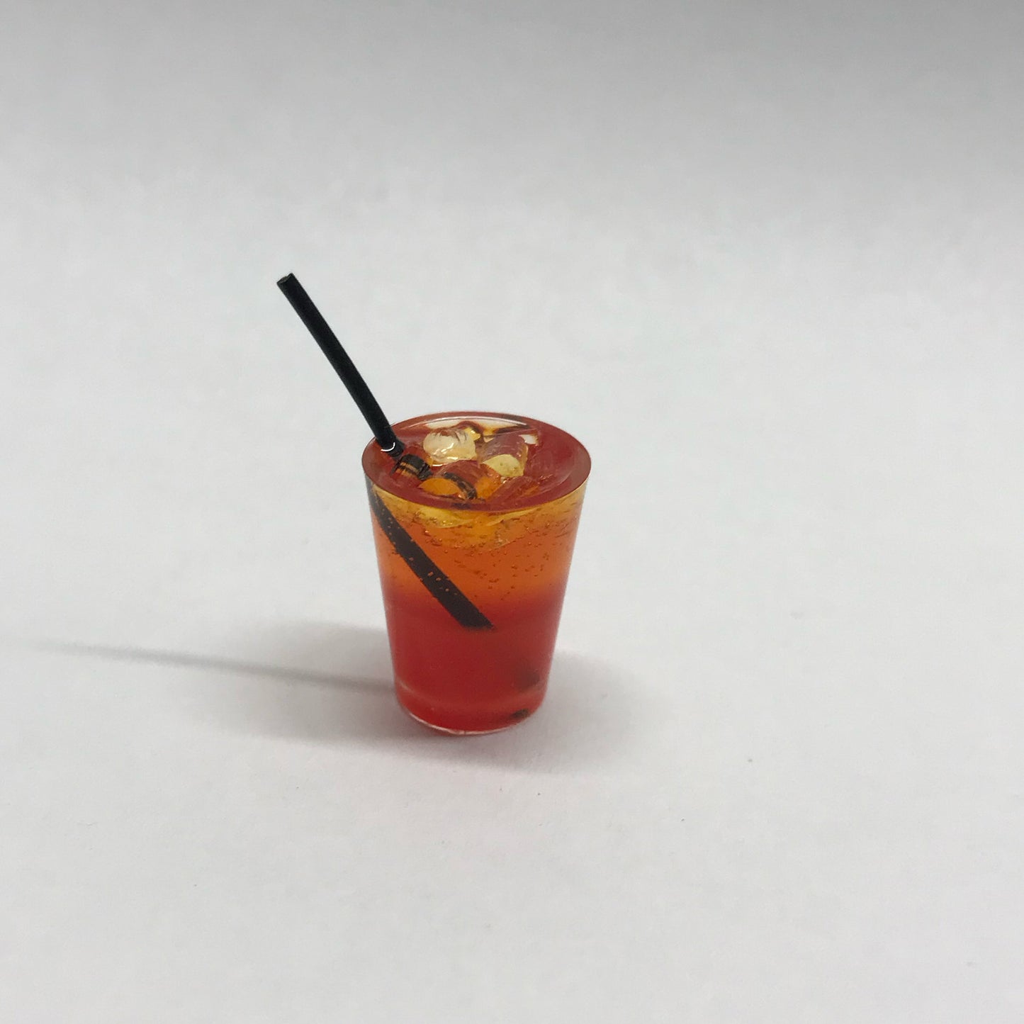 Miniature handmade cold red drink with ice 1:12 Dollhouse Kitchen Accessories food