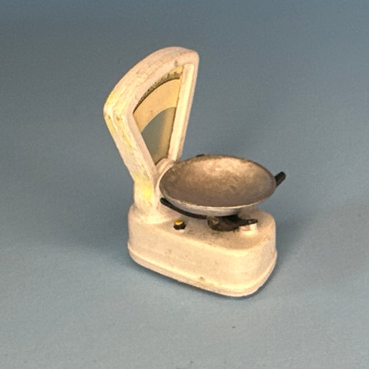 Heidi Ott Vintage Grocery Scale – Dollhouse Miniature 1:12