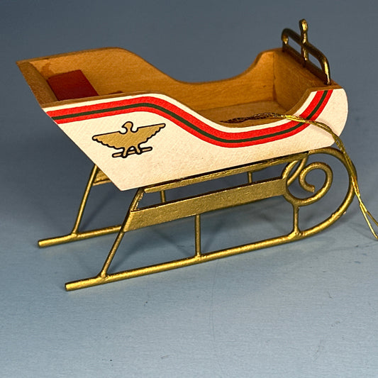 Miniature Decorative Sled with Golden Accents and Eagle Motifs – 1:12 Scale