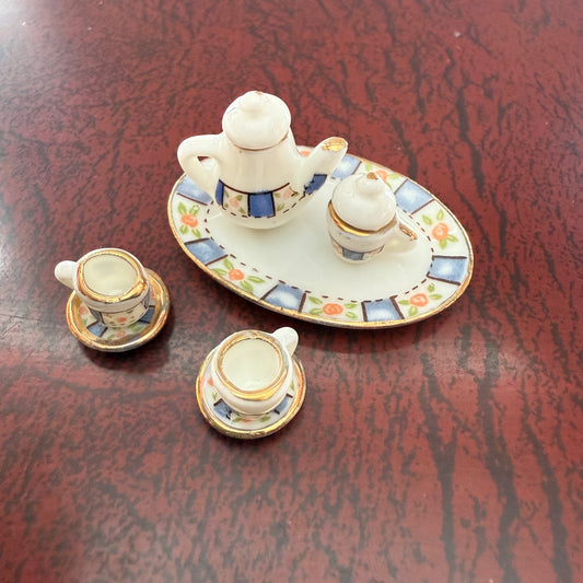 9 Pcs Decorated Tea Set – Dollhouse Miniature 1:12