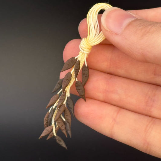 Miniature Dried Peppers Garland – 1:12 Scale