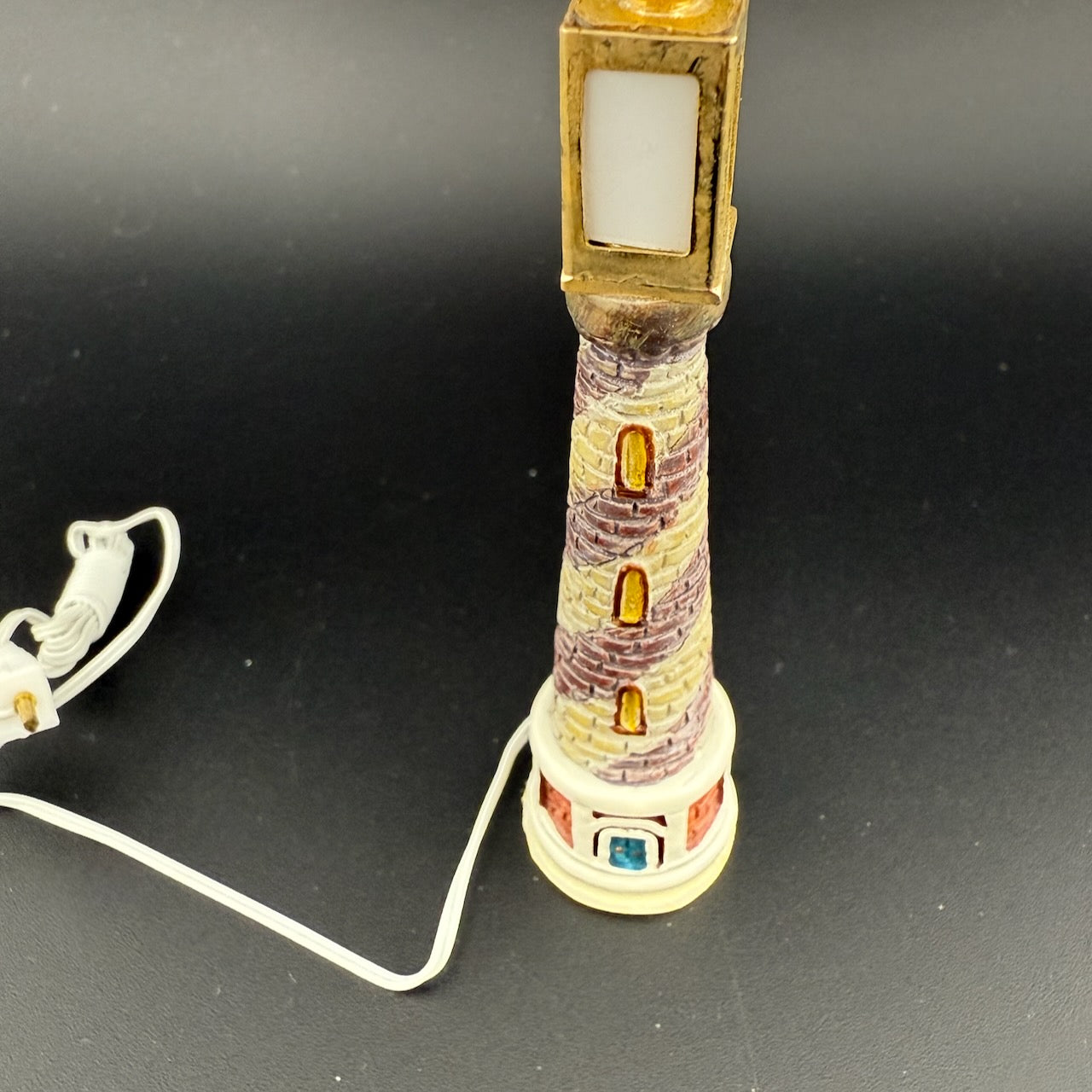 Miniature 12V Lighthouse Floor Lamp with Book Bulb – 1:12 Scale Dollhouse Light