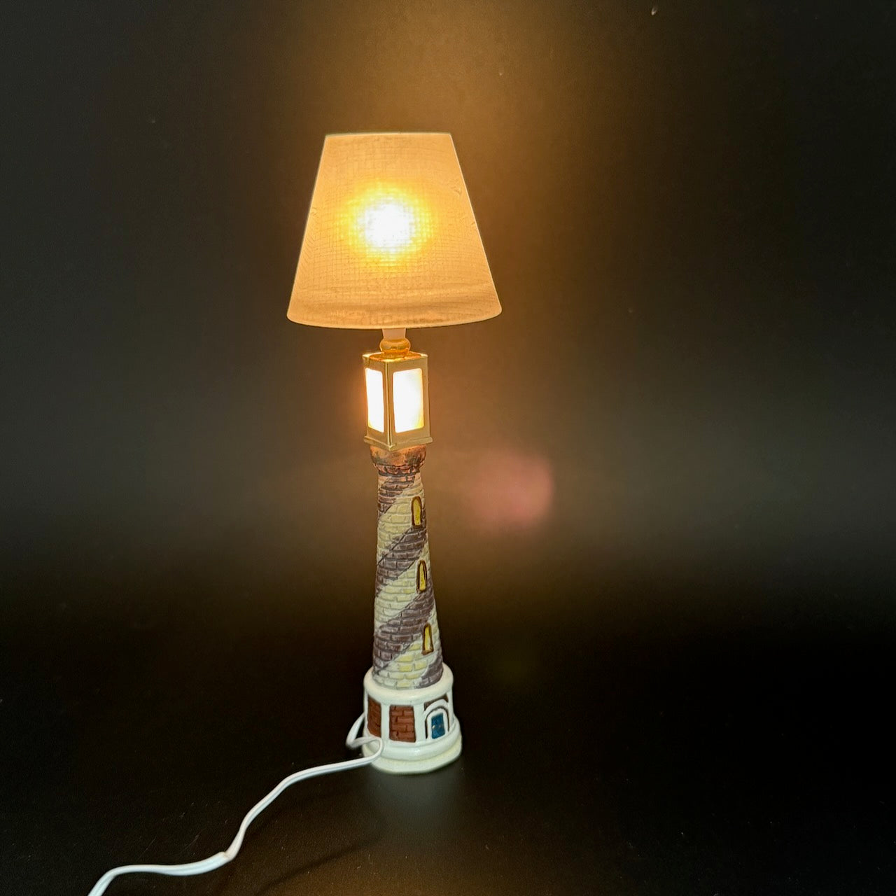 Miniature 12V Lighthouse Floor Lamp with Book Bulb – 1:12 Scale Dollhouse Light