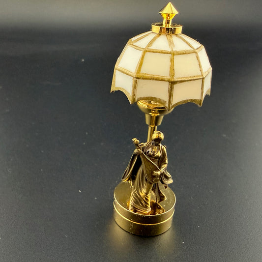 Playing Pipa Miniature Touchless operation with Wand  1:12 table lamp LED for Dollhouse table light solid brass
