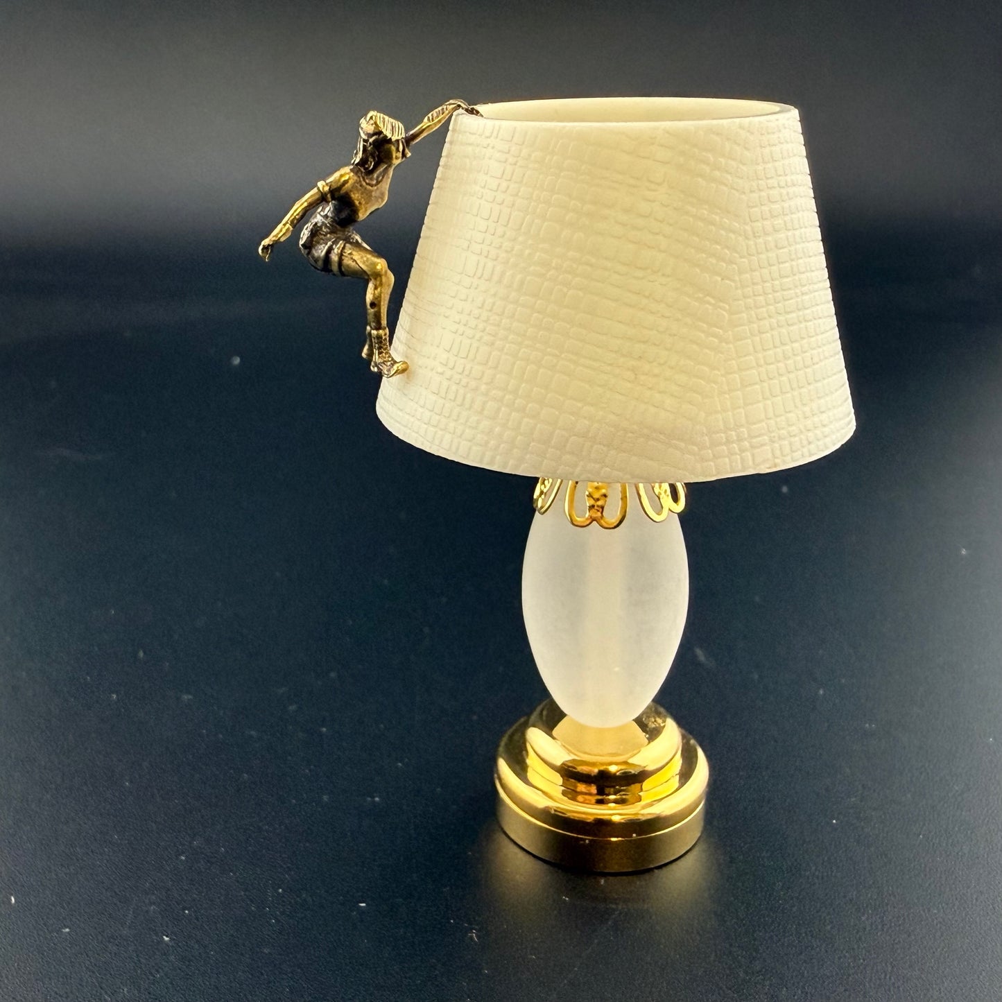 Brass lampshade Climbing Miniature Touchless operation with Wand  1:12 table lamp LED for Dollhouse table light solid brass