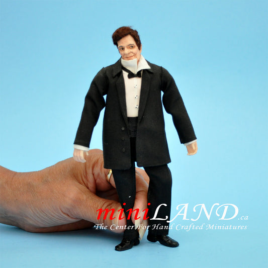 FRANK - man in elegant tuxedo 1:12 scale Marcia Backstrom / Falcon
